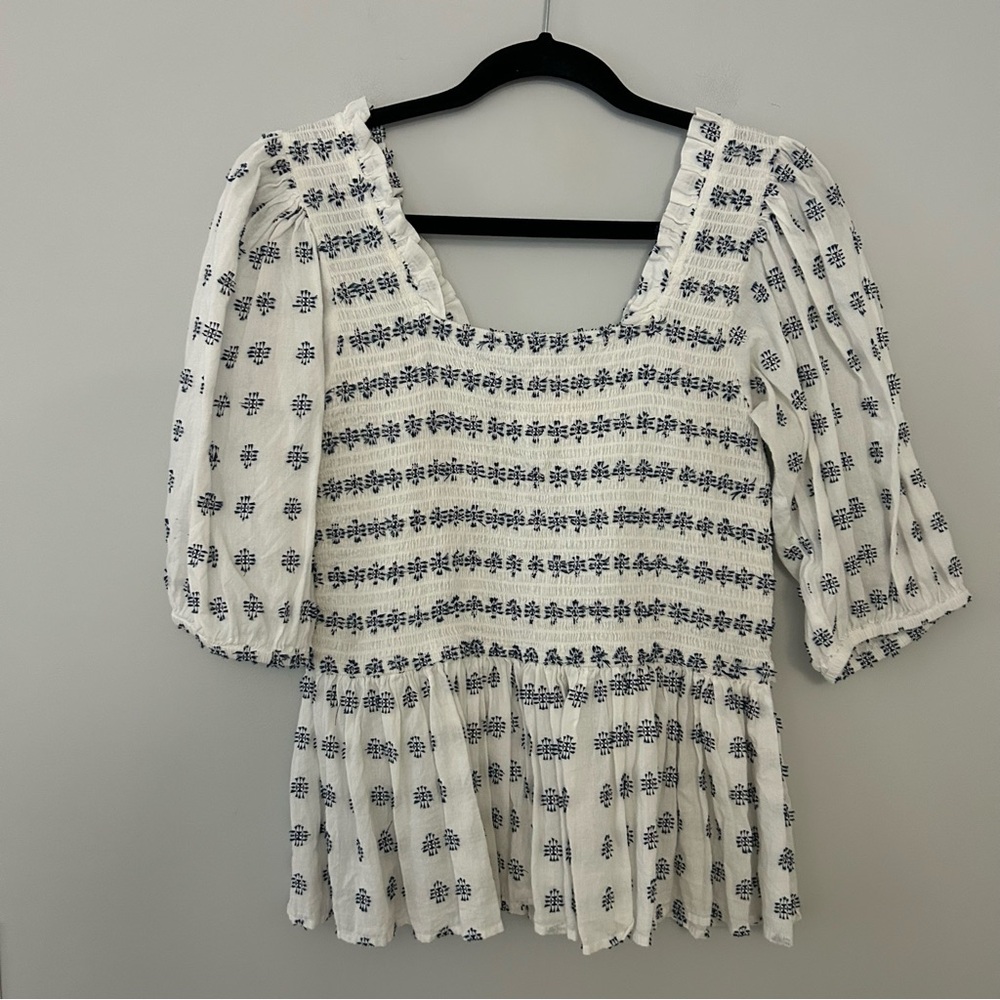 Emily McCarthy White Square Neck Smocked Puff Sleeve Blouse